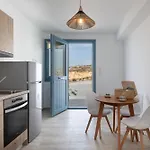 Apart Otel Mandilaras Village - The Panorama Of Naxos Vívlos